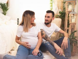 sesion de embarazo en murcia en estudio premama en pareja